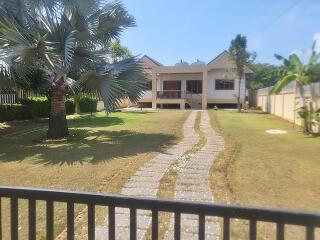 House and Resort for Sale in Rayong