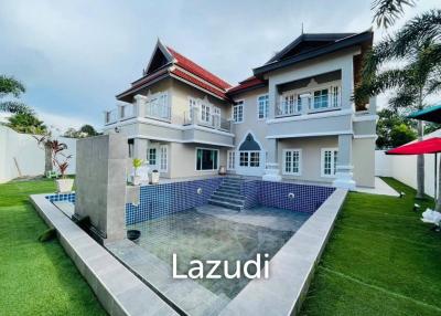 6 Bedrooms East Pattaya House for Sale