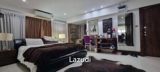 5 Storey Apartment for Sale in Pattaya