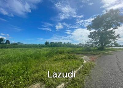 Beautiful Land for Sale in Huai Yai Area