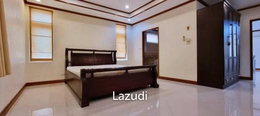 2 Storey 4 Beds House for Rent Pattaya