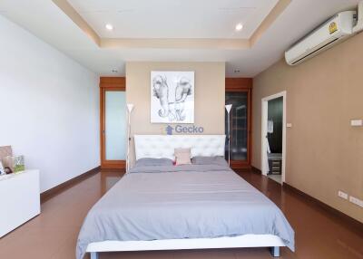 3 Bedrooms House East Pattaya H010041