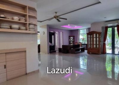 7Bedrooms House for Sale in Najomtien