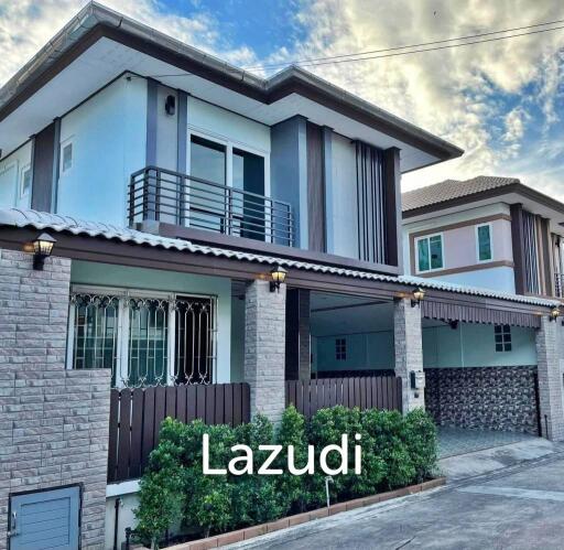 Modern House in East Pattaya for Sale