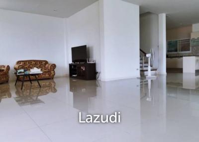 2-Story House for Sale in East Pattaya