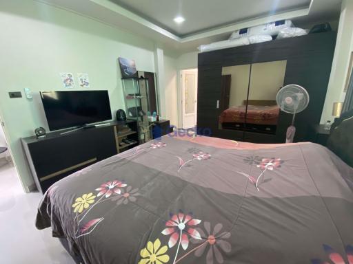 3 Bedrooms House East Pattaya H009142