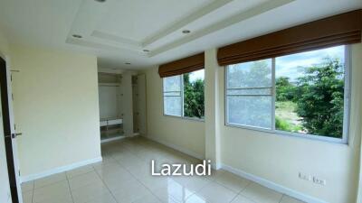 3 Storey House for Sale in East Pattaya