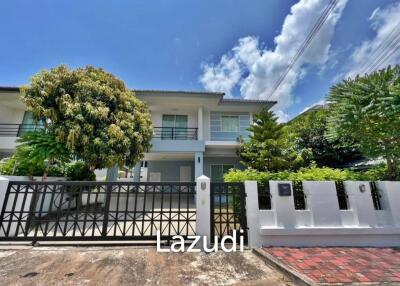 House in East Pattaya with 3 Bedrooms for Sale