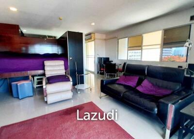 Large Studio for Sale in T.W. Condo Jomtien