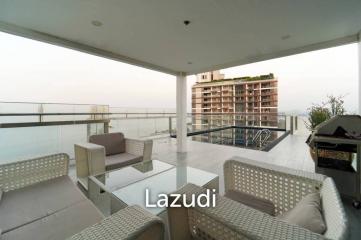 Executive Penthouse for Sale in The Palm