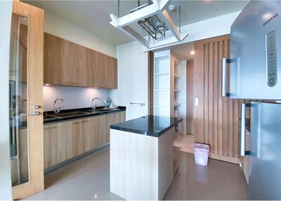Condo for rent High-floor 3+1 bedrooms unit at The Parco Condominium - 920071001-12372