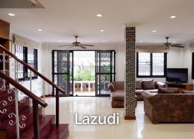 2 Storey Central Pattaya House for Sale