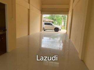 Double Unit Shophouse for Sale in Sattahip