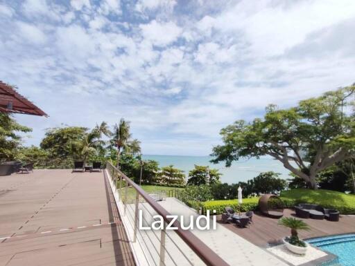 Spacious The Cove Condo For Sale at Pattaya