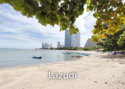 Spacious The Cove Condo For Sale at Pattaya