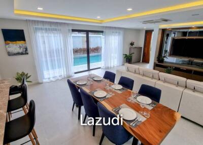 Luxury Jomtien Pool Villa for Sale in Pattaya