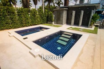 House with Private Pool for Sale in Bang Saray