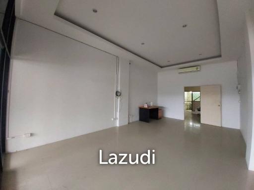 Two Storey Shophouse For Sale in East Pattaya