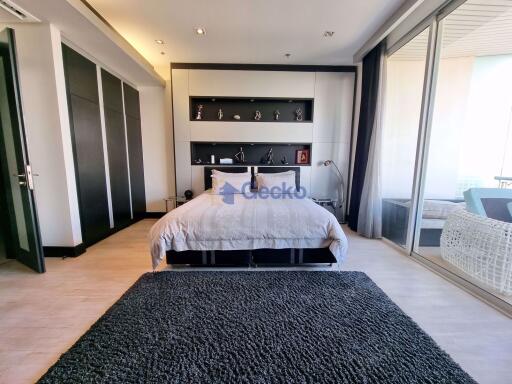 2 Bedrooms Condo in The Cove Pattaya Wongamat C008352