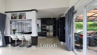 Contemporary House for Sale in Na Jomtien