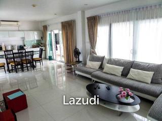 4 Beds Modern Style House for Rent in Pattaya