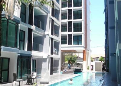 Tropical Garden Condo for Sale in Pratumnak