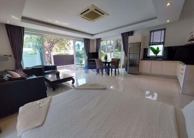 2 Bedrooms House in Palm Oasis Jomtien H010504