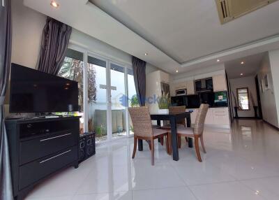 2 Bedrooms House in Palm Oasis Jomtien H010504