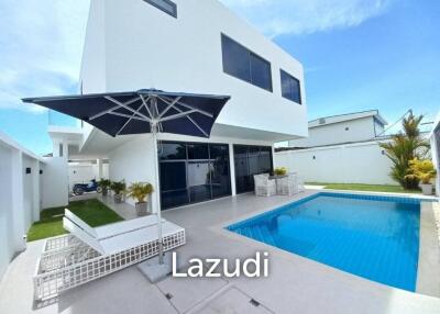 Huay Yai Luxury Pool Villa for Sale in Pattaya