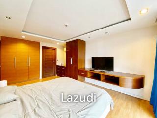 1 Bed 1 Bath 79 SQ.M Hyde Park Residence 2