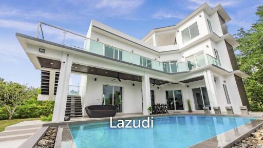 Stunning Pool Villa House for Sale in Pattaya