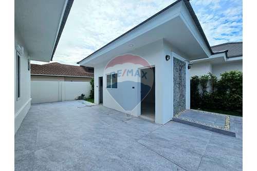 Brand New Modern Pool Villa, 3 Bed 3 Bath - 920601001-213