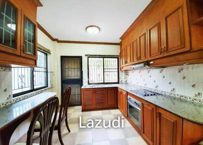 Paradise Hill 2 for Sale in East Pattaya