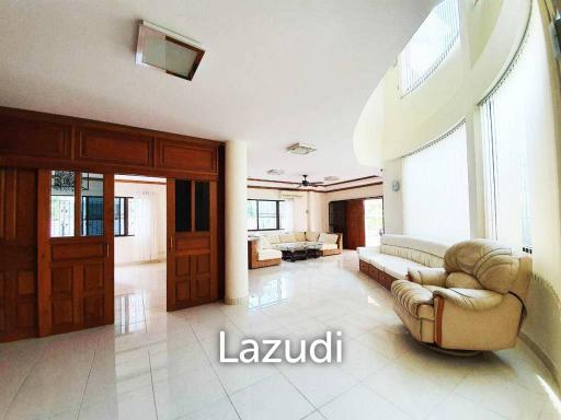 Paradise Hill 2 for Sale in East Pattaya