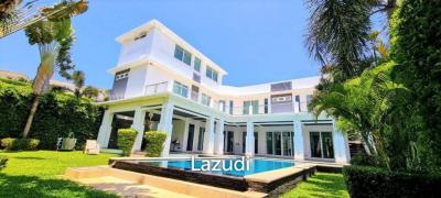 6 Bedroom Palm Oasis Villa For Sale in Pattaya