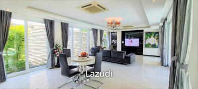 6 Bedroom Palm Oasis Villa For Sale in Pattaya