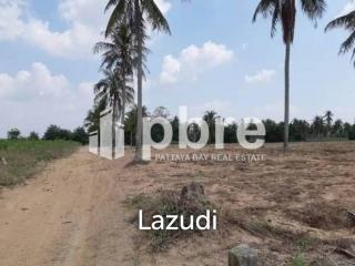 Land for sale in Huay Yai