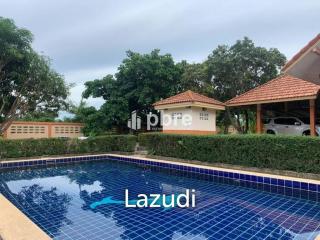 Pool Villa in Huay Yai For sale