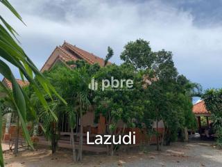 Pool Villa in Huay Yai For sale