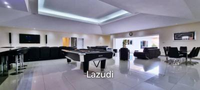 4 Bedrooms 4 Bathrooms 500 SQ.M. Miami Villa