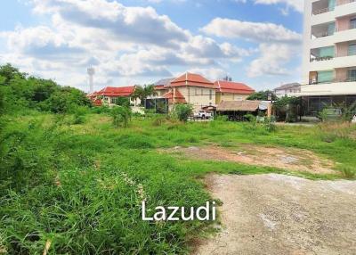 1,025 SQ.M Land Plot in Pratumak