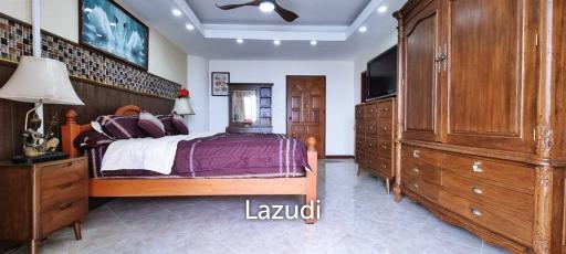 3 Bed 2 Bath 172 SQ,M. Park Beach Condo