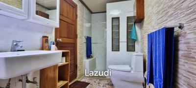 3 Bed 2 Bath 172 SQ,M. Park Beach Condo