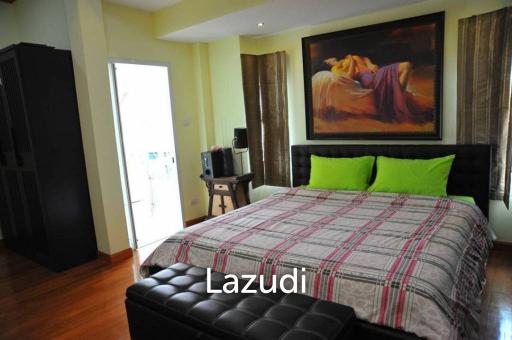 4 Bed 4260 SQ.M Villa in Baan Dusit Pattaya Lake