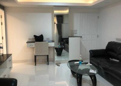 1 Bedroom 1 Bathroom 59 SQ.M Pattaya Beach Condo