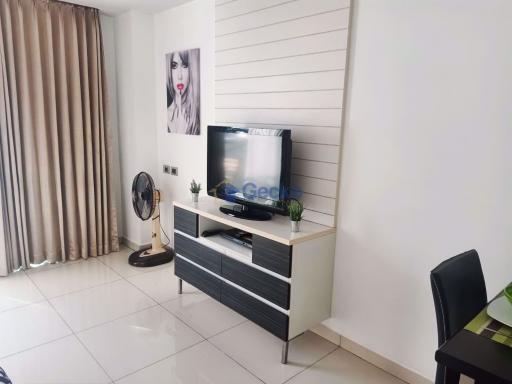 Studio Condo in Hyde Park 2 South Pattaya C006375