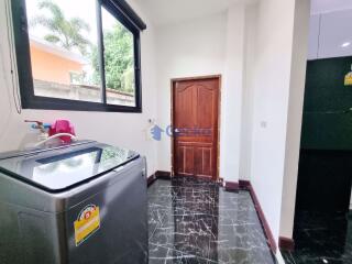 3 Bedrooms House East Pattaya H008528