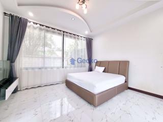 3 Bedrooms House East Pattaya H008528