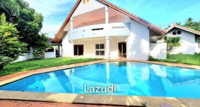 3 Beds 4 Baths 288 SQ.M Pool Villa in Bang Saray