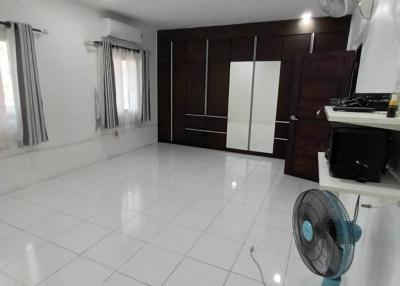 Two Bedroom House For Sale + Rent In Rattanakorn Village 10